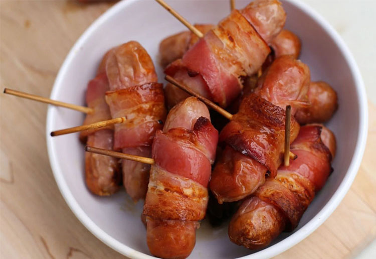 images/pigs_in_blankets.jpg